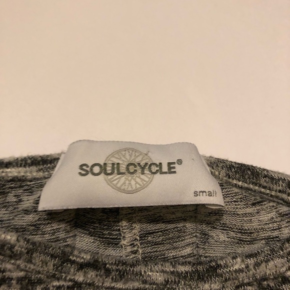 soul cycle long sleeve top - Picture 5 of 11